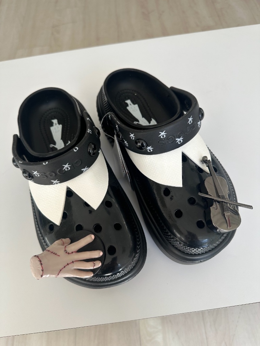 Wednesday x Crocs Stomp Adult Platform Clog (W 9, M 7)